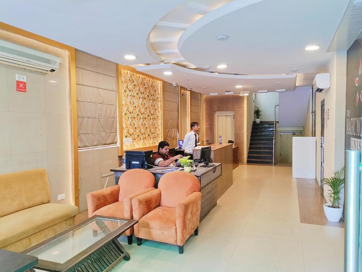 Tulip Palm Hotel Джайпур Екстериор снимка